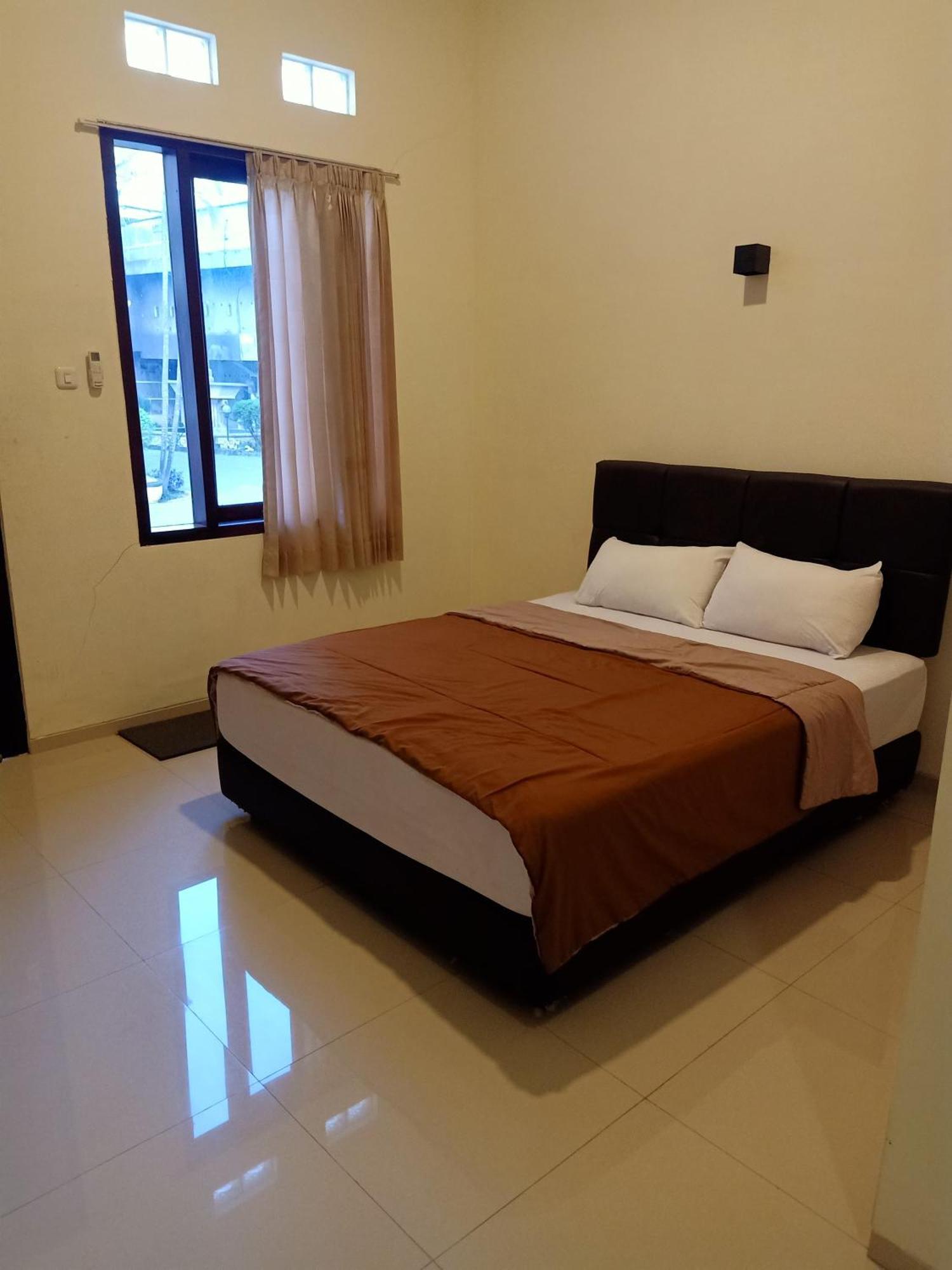 Hotel Niagara Lawang Exterior foto